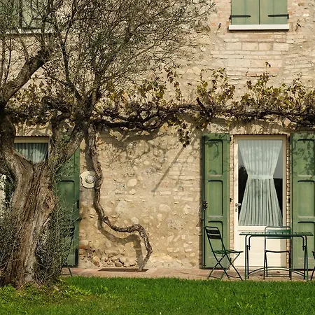 Εξοχικό σπίτι Cascina Le Preseglie Ντεζεντσάνο ντελ Γκάρντα
